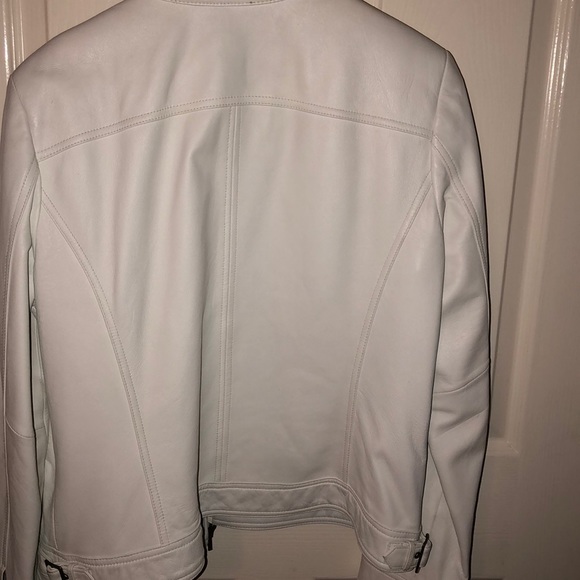 White leather jacket. - Picture 6 of 6